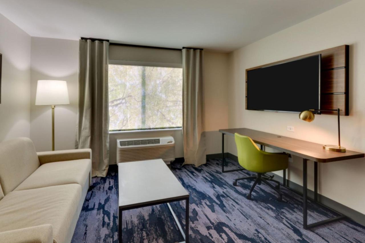 Fairfield By Marriott Inn & Suites Dalton Exterior photo